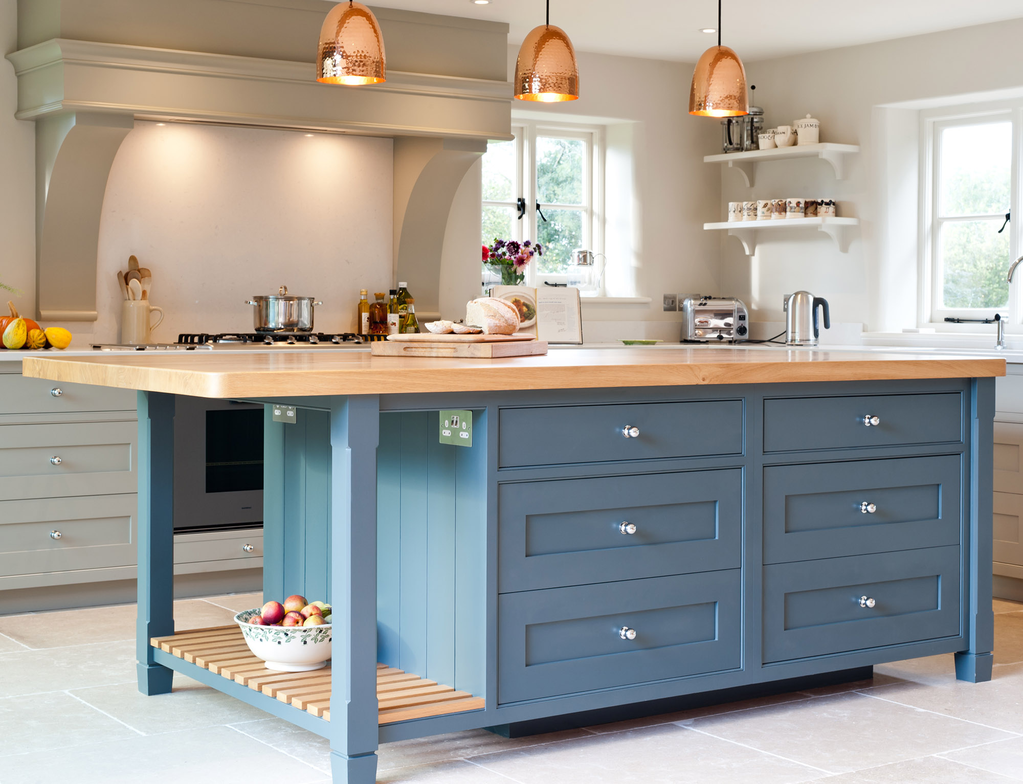 Modern Farmhouse - Weald Kitchen Makers